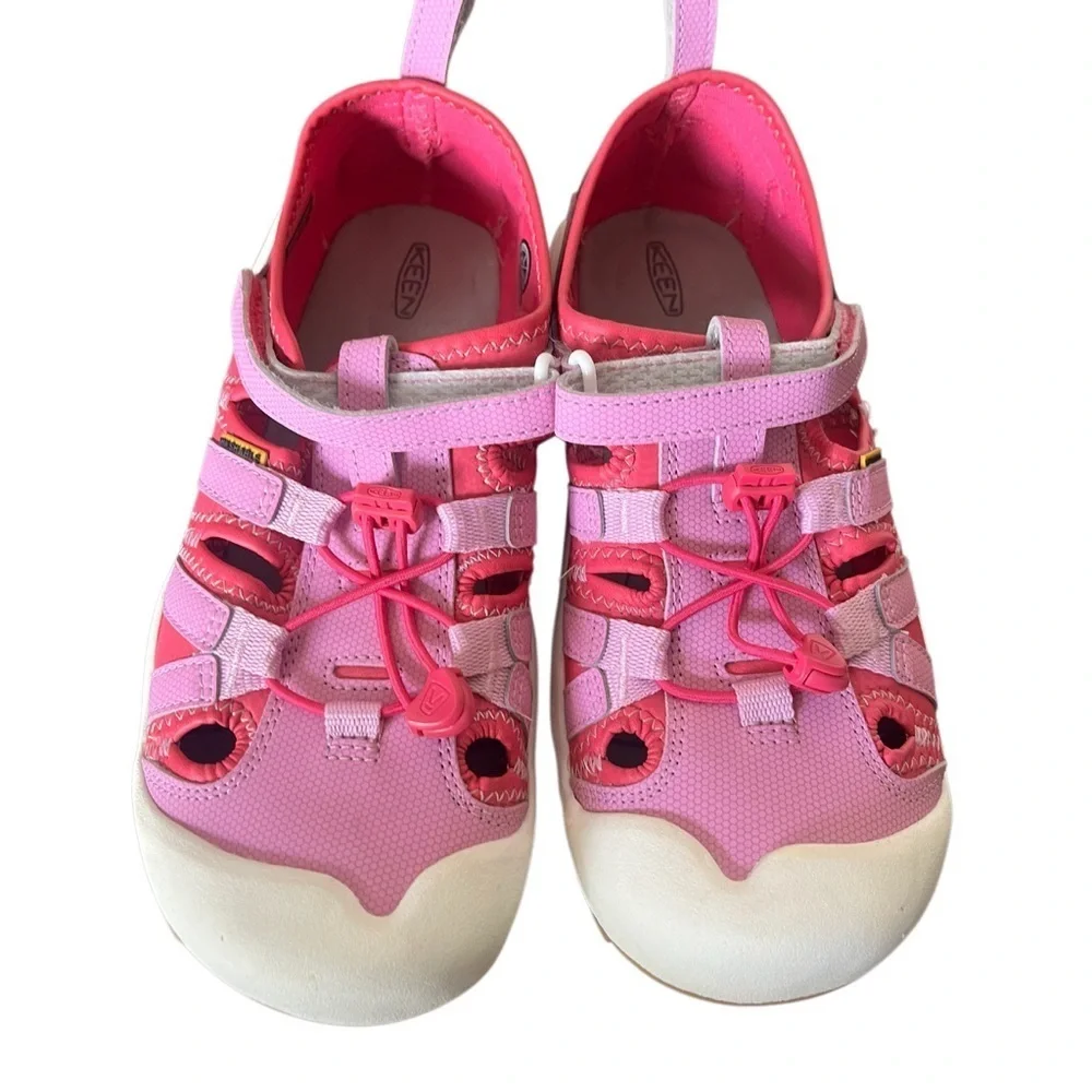 Keen Knotch Creek quick dry Sandal shoe-Size 6 NWOT Barbie Pink
